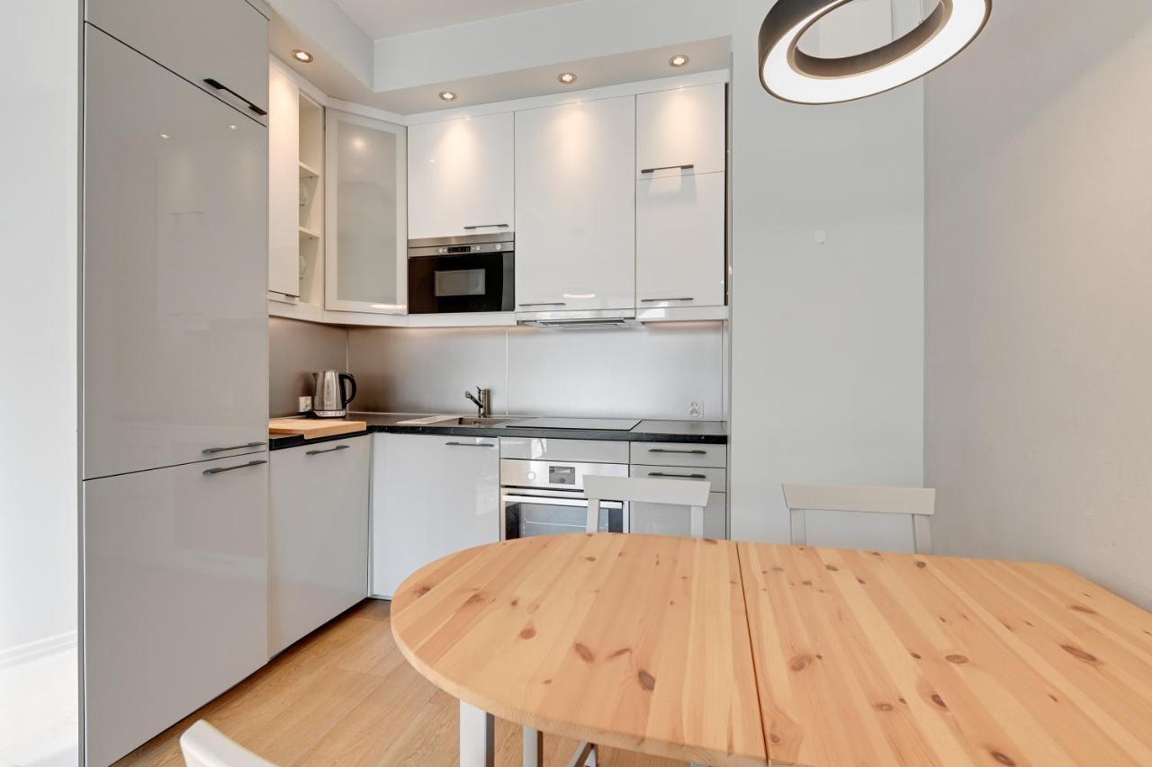 Holiday Apartment Near The Sea - Free Private Parking Gdansk Bagian luar foto