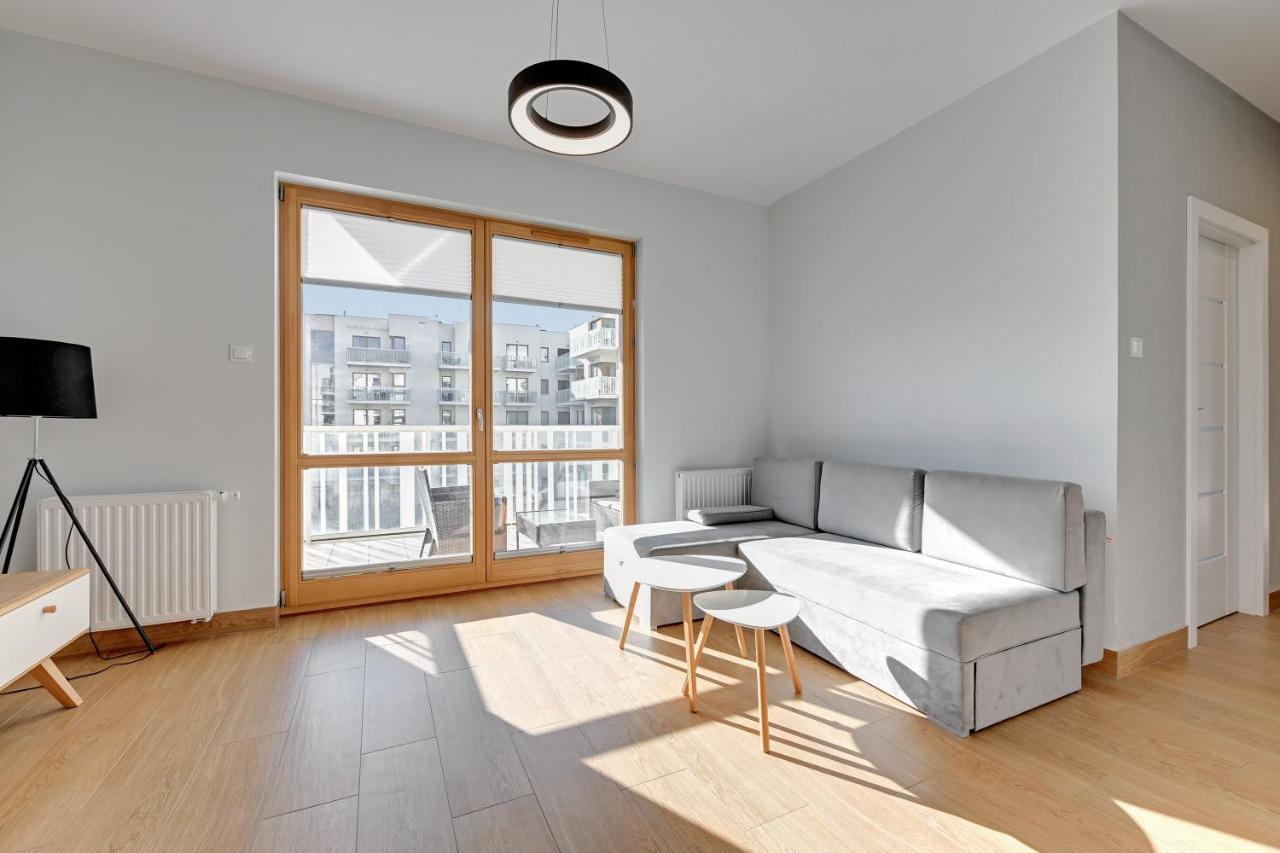 Holiday Apartment Near The Sea - Free Private Parking Gdansk Bagian luar foto